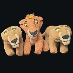 1998 McD Happy Meal Toys 1-Simba & 2-Zira     The Lion King 2: Simba's Pride